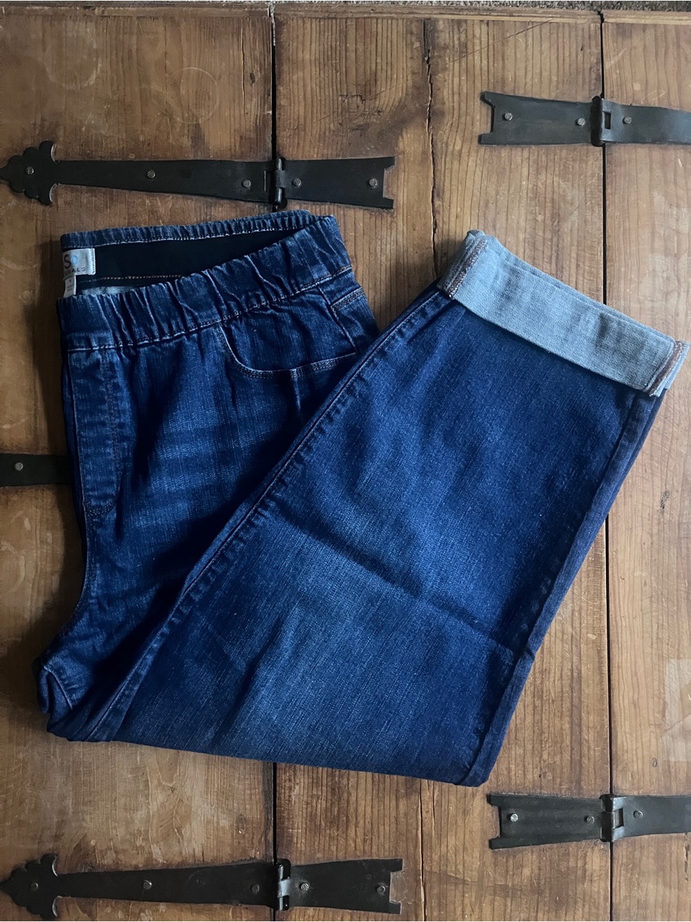 Medium Wash Denim Stretch Pull-on‎ Jeans